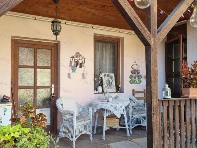 Eladó ház Cegléd 170 nm