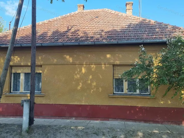 Eladó ház Törtel 88 nm