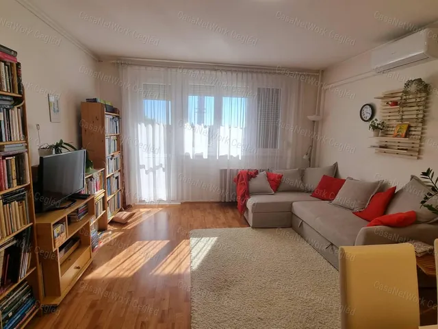 Eladó lakás Cegléd 64 nm