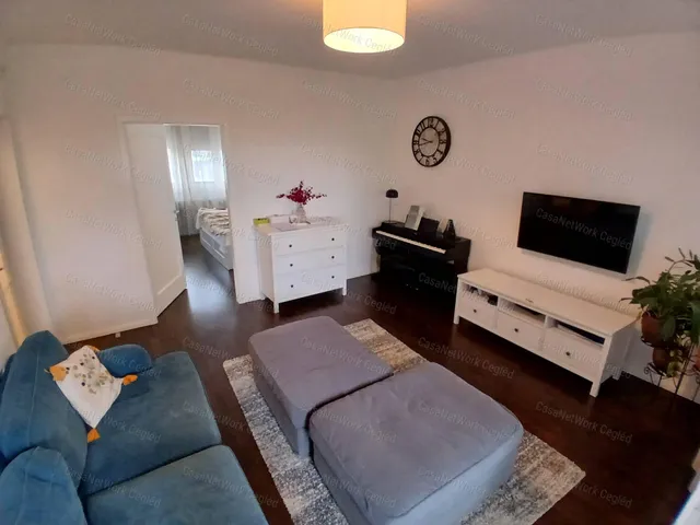 Eladó lakás Cegléd 83 nm