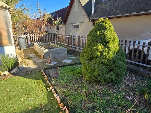 Eladó ház Felsőpakony 103 nm