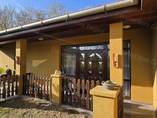 Eladó ház Cegléd 105 nm