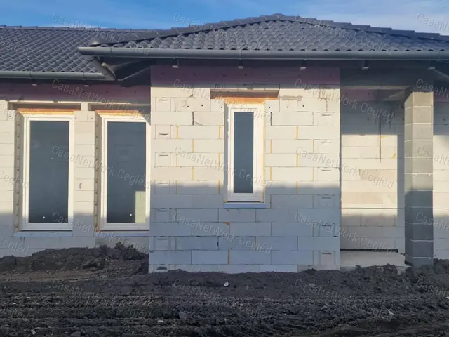 Eladó ház Cegléd 67 nm