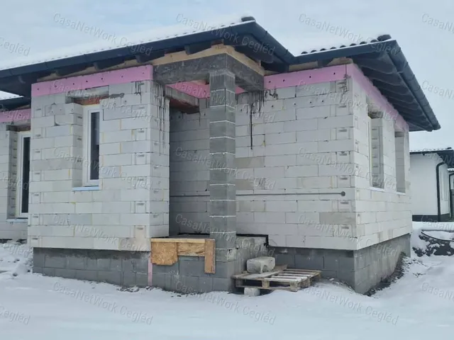 Eladó lakás Cegléd 67 nm