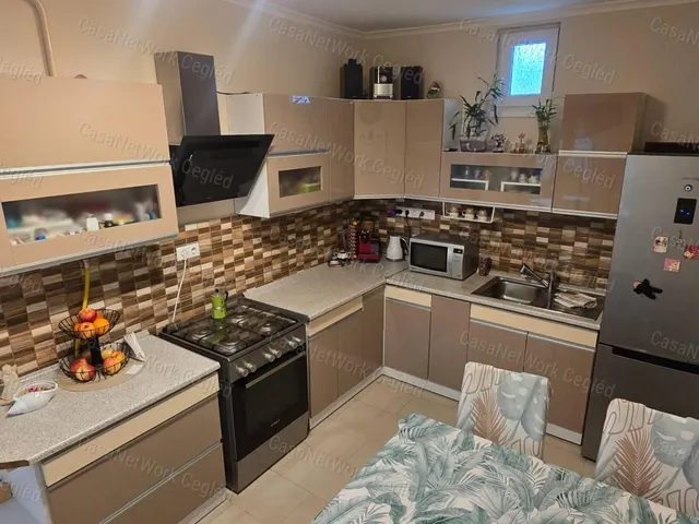 Eladó ház Cegléd 98 nm