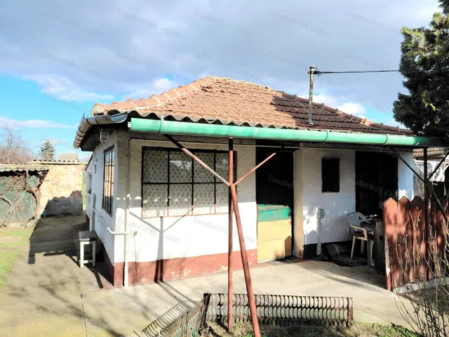 Eladó mezőgazdasági ingatlan Cegléd 25 nm