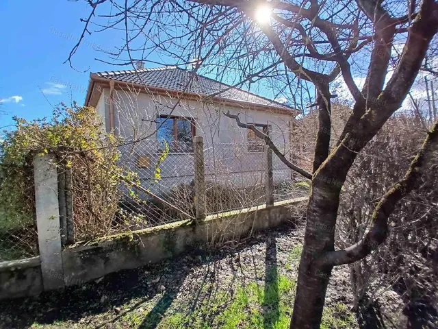 Eladó ház Farmos 90 nm