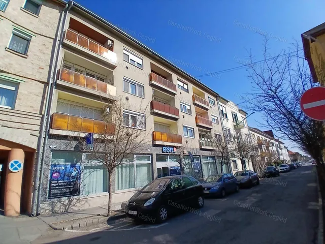 Eladó lakás Cegléd 70 nm