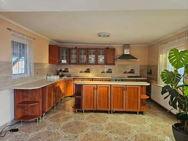 Eladó ház Monor 85 nm