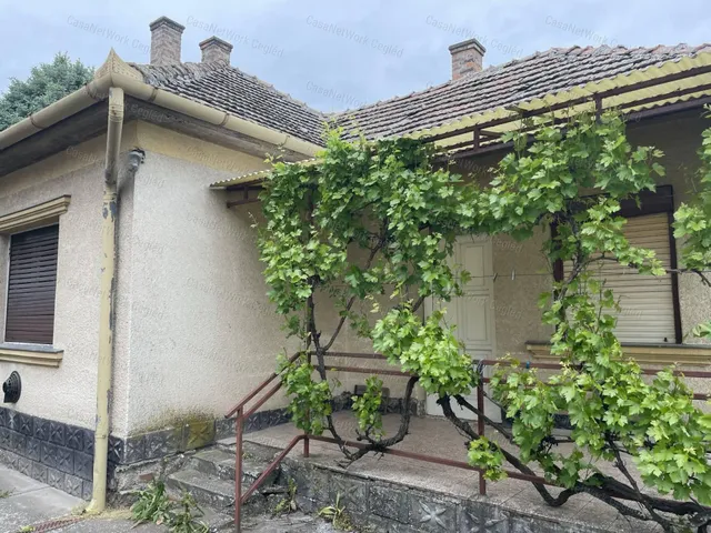 Eladó ház Abony 65 nm