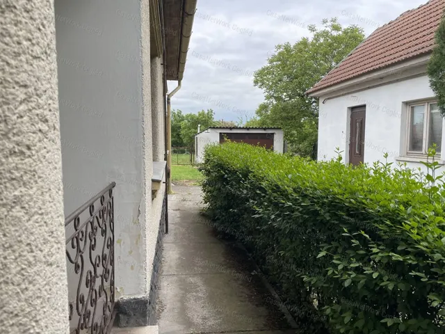 Eladó ház Abony 65 nm