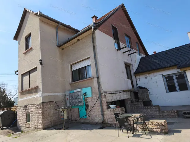 Eladó ház Cegléd 440 nm