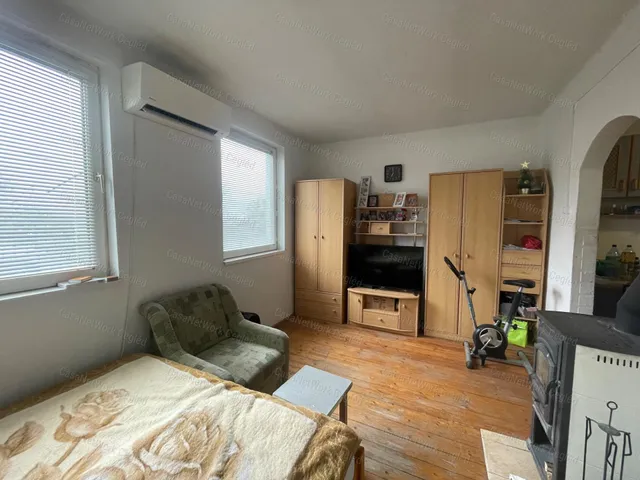 Eladó mezőgazdasági ingatlan Szolnok 45 nm