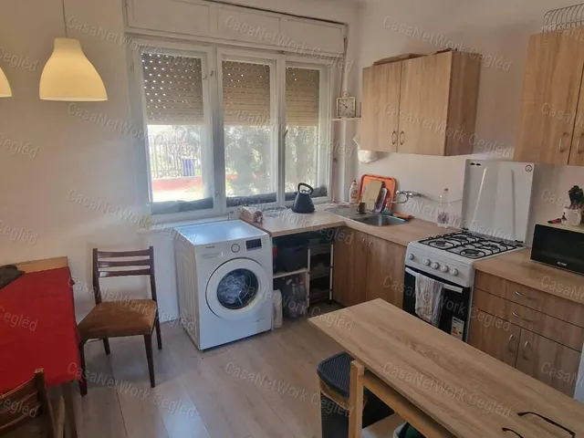 Eladó ház Törtel 35 nm