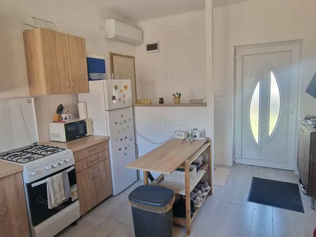 Eladó ház Törtel 35 nm