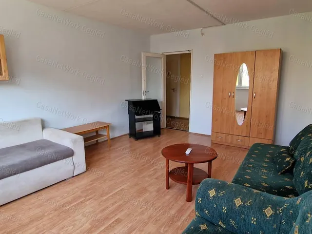 Eladó lakás Cegléd 55 nm