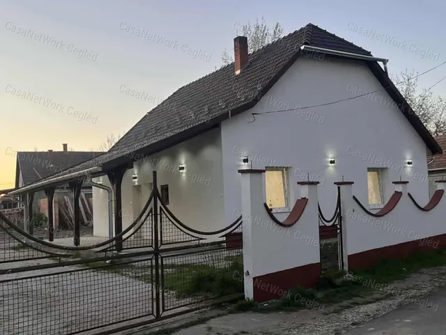 Eladó ház Tápiószele 75 nm