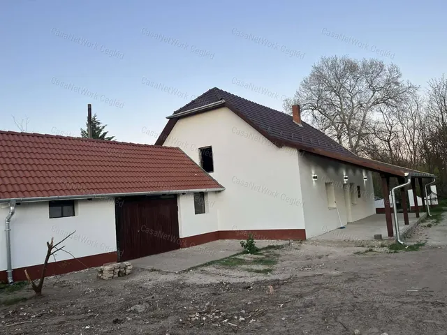 Eladó ház Tápiószele 75 nm