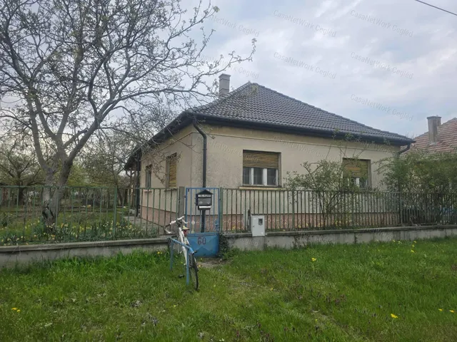 Eladó ház Újszilvás 83 nm