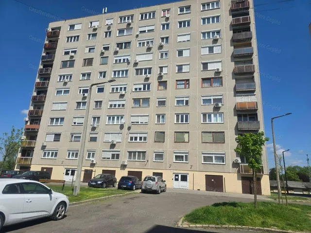 Eladó lakás Cegléd 55 nm