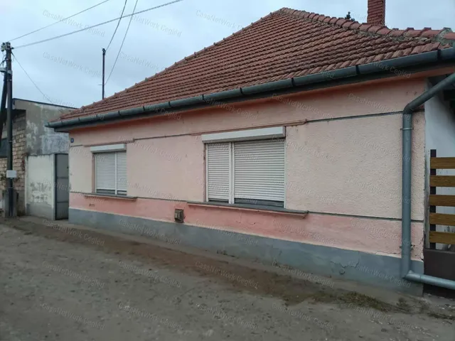 Eladó ház Cegléd 80 nm
