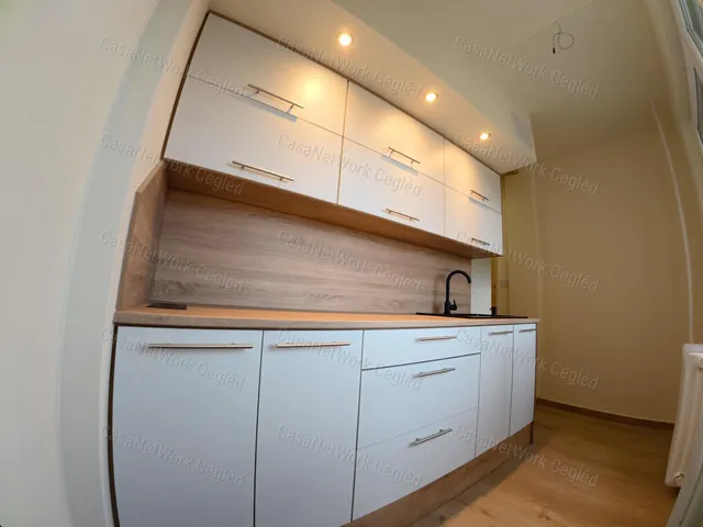 Eladó lakás Cegléd 51 nm