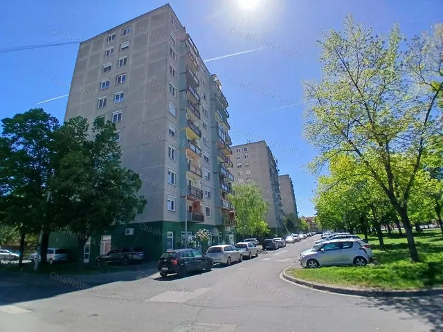 Eladó lakás Cegléd 57 nm