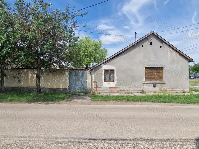 Eladó ház Cegléd 85 nm