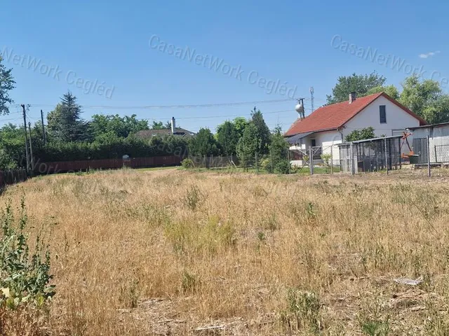 Eladó telek Csemő 909 nm
