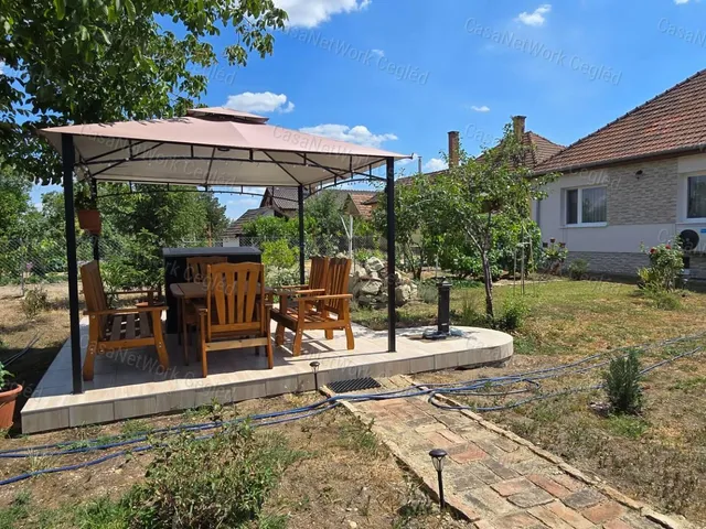 Eladó ház Cegléd 90 nm