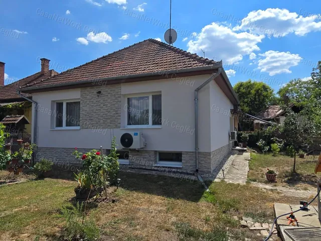 Eladó ház Cegléd 90 nm