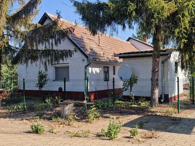 Eladó ház Csemő 71 nm