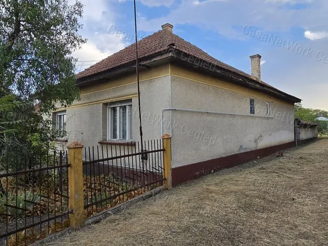 Eladó ház Újszilvás 65 nm