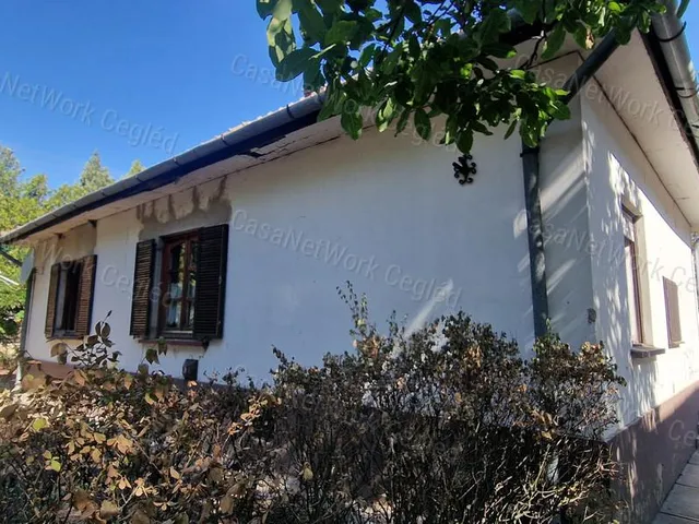 Eladó ház Cegléd 62 nm
