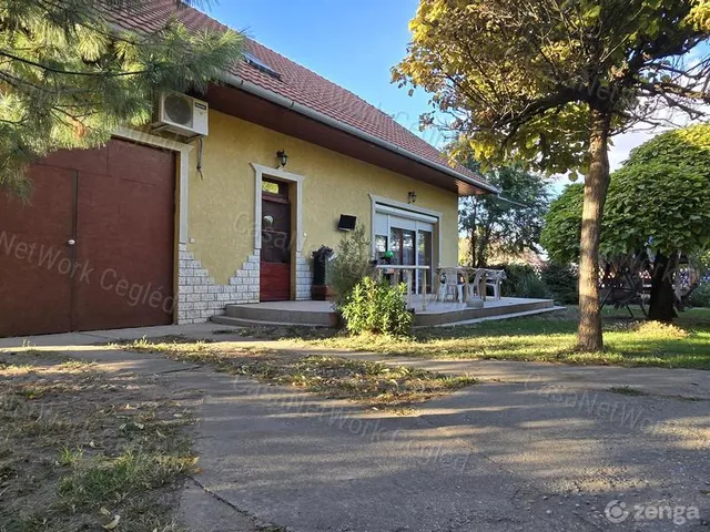 Eladó ház Cegléd 200 nm