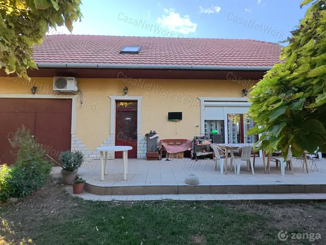Eladó ház Cegléd 200 nm