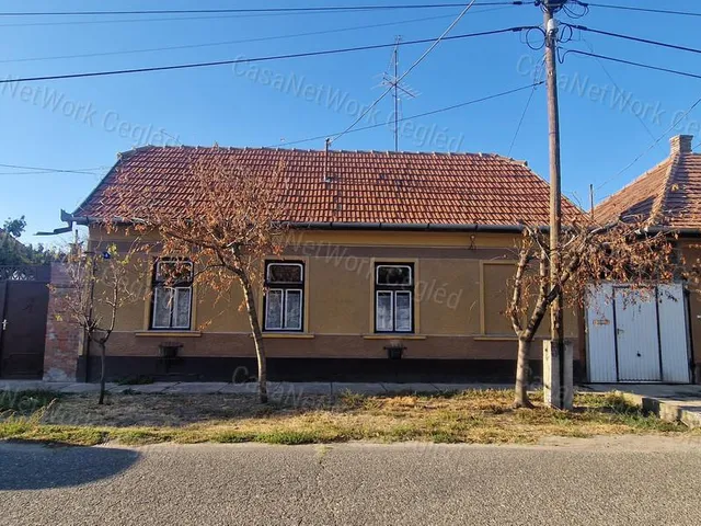 Eladó ház Cegléd 60 nm