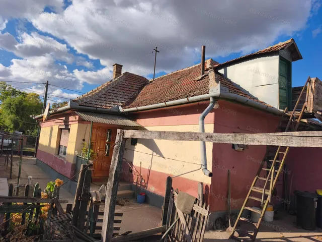Eladó ház Tápiószele 70 nm