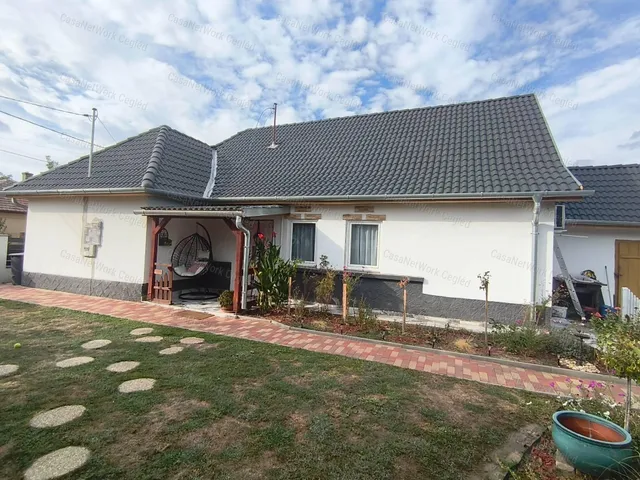 Eladó ház Tápiószele 73 nm