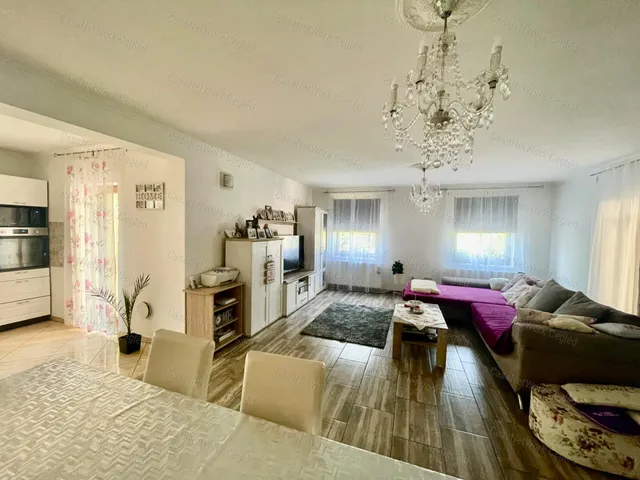 Eladó mezőgazdasági ingatlan Kocsér 153 nm