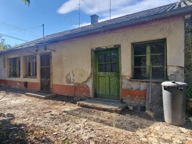 Eladó ház Cegléd 66 nm