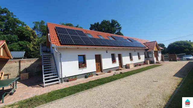 Eladó ház Balatonkeresztúr, Újépítésü,igényes Apartmanház!! 200 nm