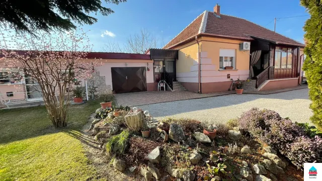Eladó ház Marcali, Rendezett családi ház+Apartman 135 nm