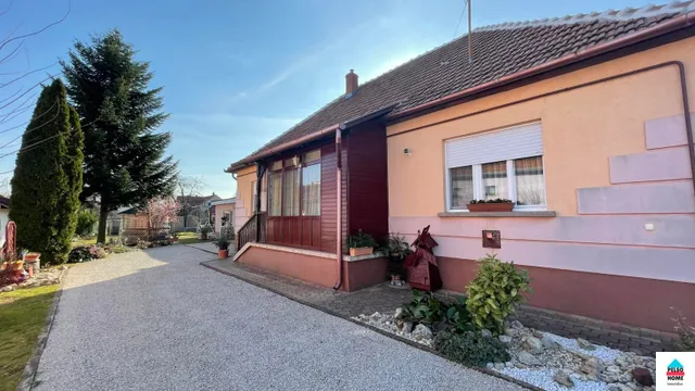 Eladó ház Marcali, Rendezett családi ház+Apartman 135 nm