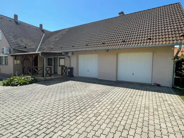 Eladó ház Marcali, Igényes családi ház+Apartman 165 nm