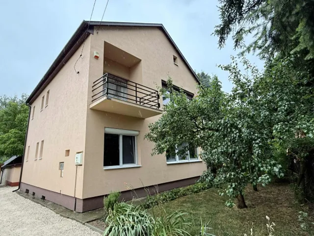 Eladó ház Marcali 180 nm