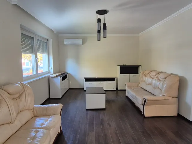 Kiadó ház Debrecen, Biharikert, Lahner  172 nm