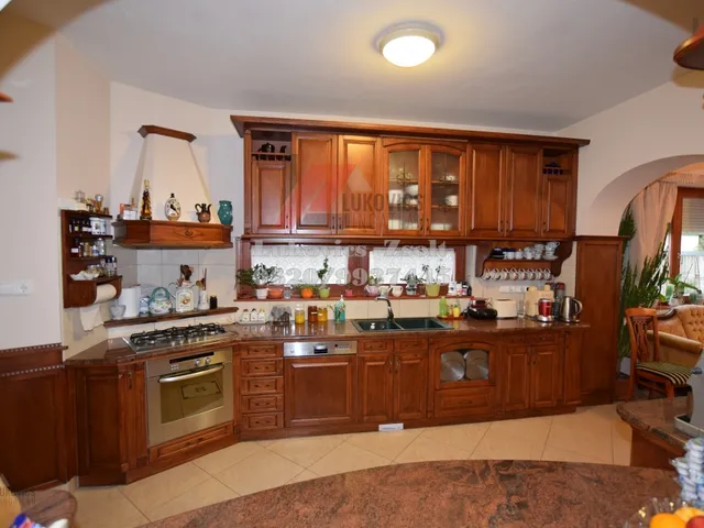 Eladó ház Debrecen, Kertváros 420 nm