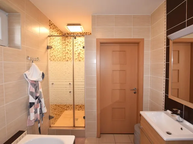 Eladó ház Mikepércs 142 nm