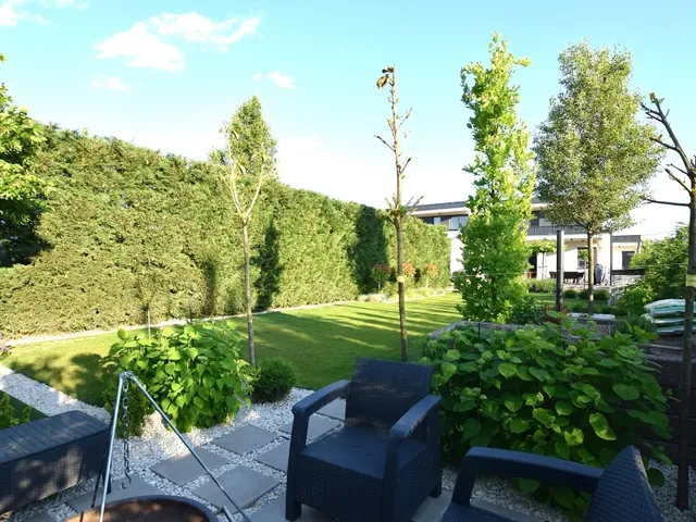 Eladó ház Debrecen, Hatvan utcai kert 206 nm
